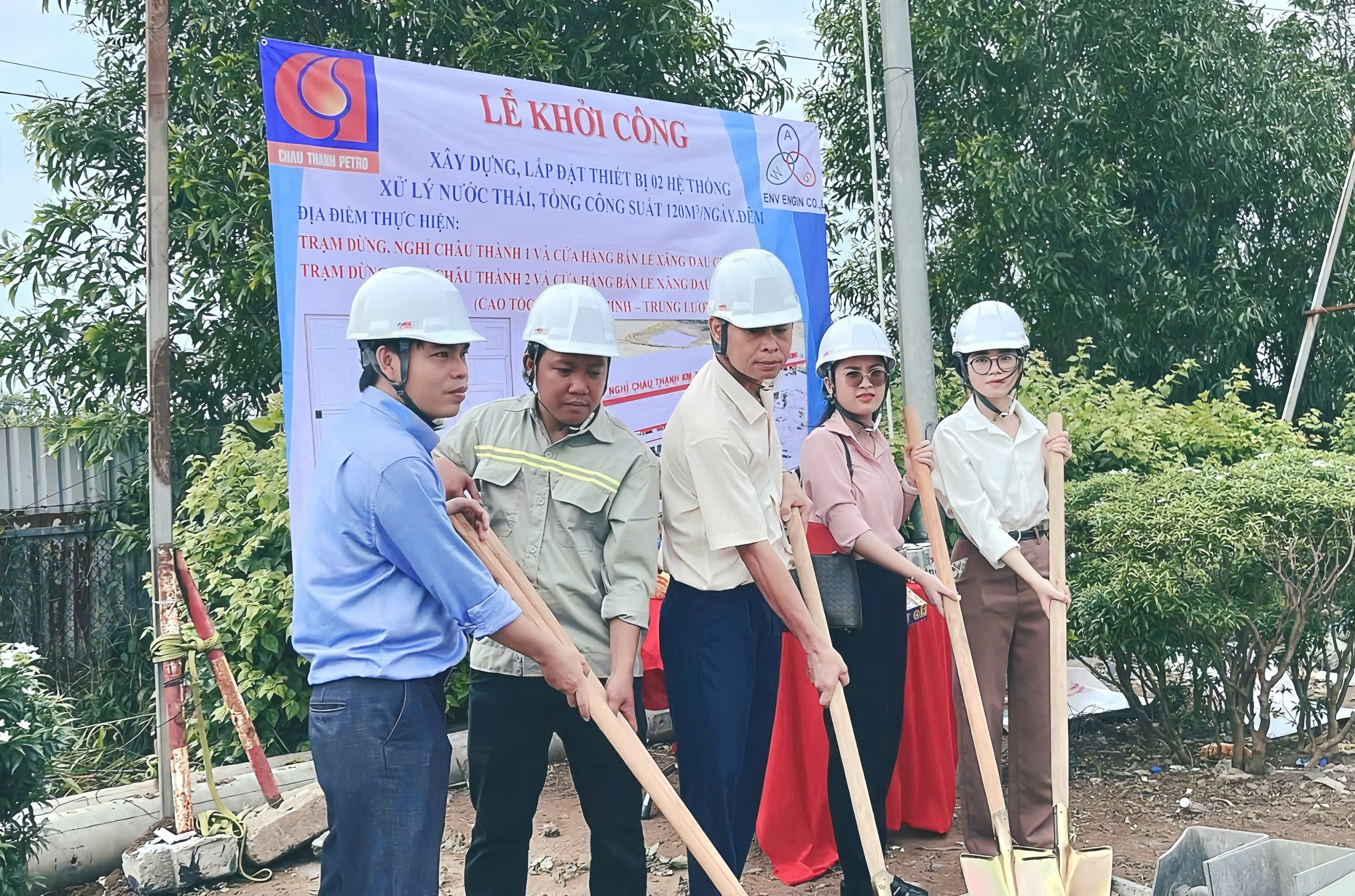 LỄ KHỞI CÔNG DỰ ÁN XÂY DỰNG, LẮP ĐẶT THIẾT BỊ 02 HỆ THỐNG XỬ LÝ NƯỚC THẢI, TỔNG CÔNG SUẤT 120M3/NGÀY.ĐÊM TẠI HAI TRẠM DỪNG NGHỈ CHÂU THÀNH VÀ CỬA HÀNG BÁN LẺ XĂNG DẦU CHÂU THÀNH 31-32 (CAO TỐC TP. HỒ CHÍ MINH – TRUNG LƯƠNG)